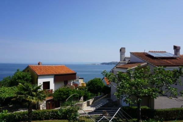 Apartment Stefica Црвени-Врх Экстерьер фото